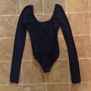 Long sleeve body suit